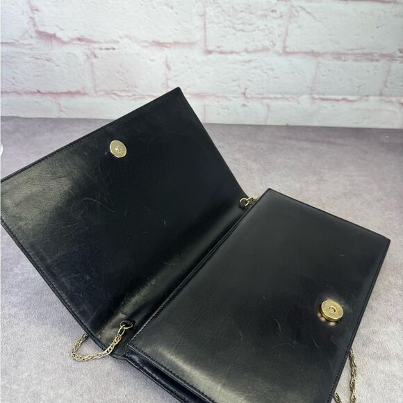 GUCCI Vintage Black Lambskin Leather Snakeskin Trim Flap Clutch / Shoulder Bag! - Picture 10 of 14